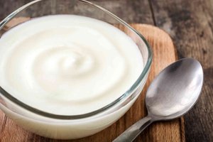 Lag din egen kremet yoghurt naturell med Miniystekjelen fra Ysteutstyr.no